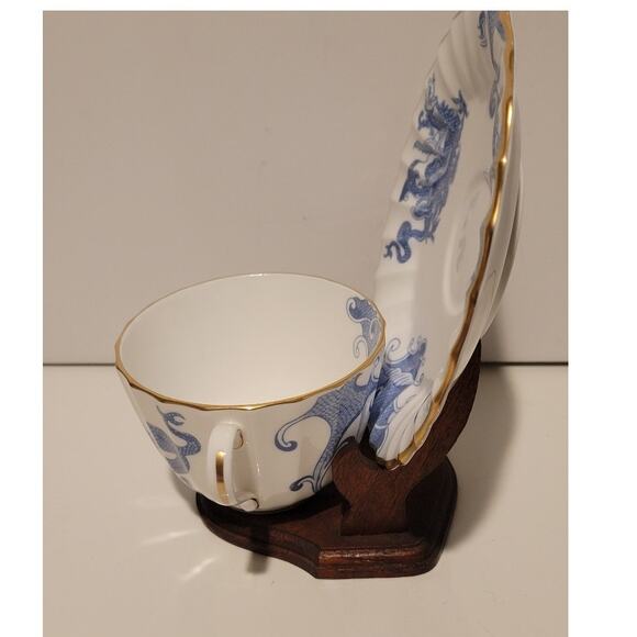 Vintage Royal Worcester Blue Dragon Tea Cup and Saucer Gold Trim with Stand - Picture 11 of 13
